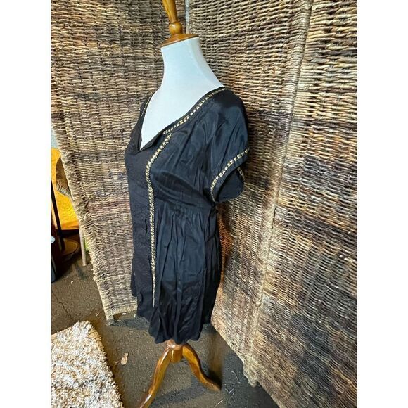 Limited Collection Black Ribbed Design With Gold/Medal Embellishment 100% Viscos - Picture 11 of 14